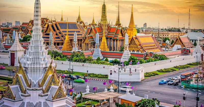 ทัวร์พระบรมมหาราชวัง วัดโพธิ์ และวัดอรุณ